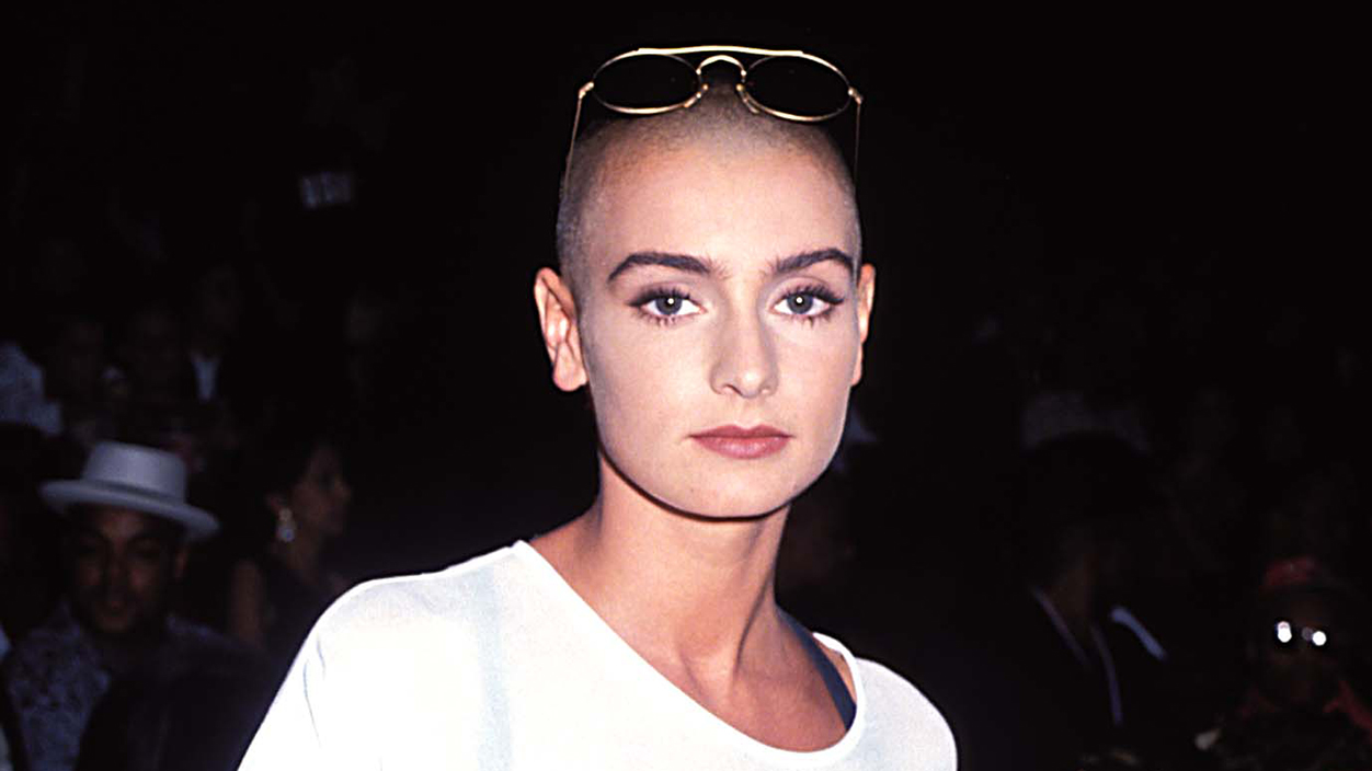 LOS ANGELES - SEPTEMBER 6: Sinead O'Connor at the 1990 MTV Video Music Awards at in Los Angeles, California. (Photo by Jeff Kravitz/FilmMagic)