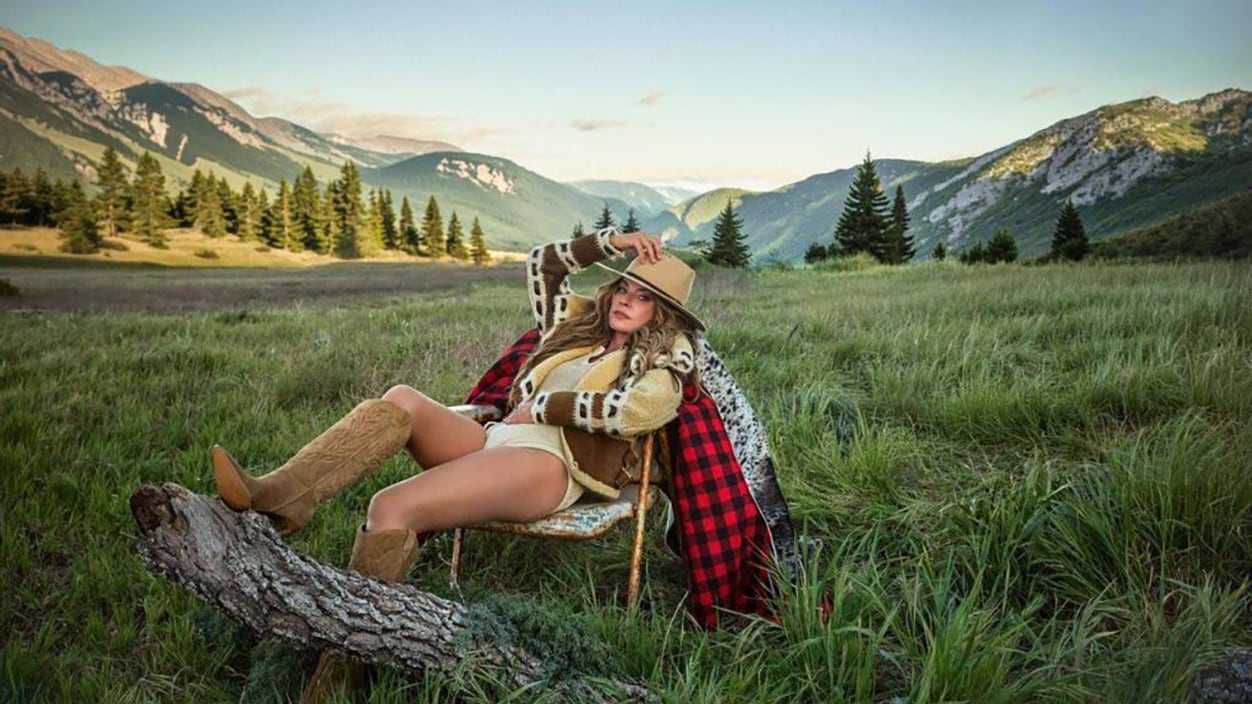 Shania Twain Announces New Album ‘Little Miss Twain’
